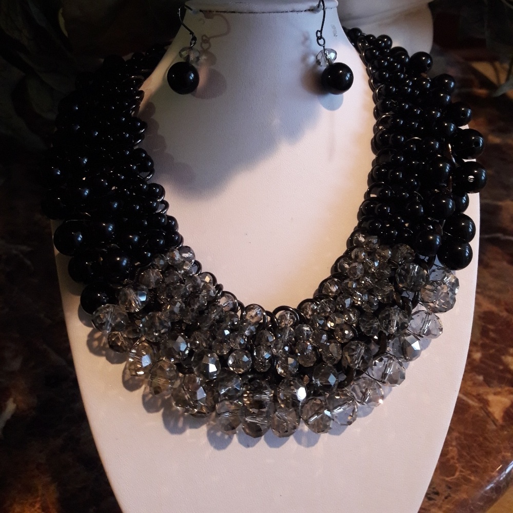 Black Beaded & Glass Necklace Set